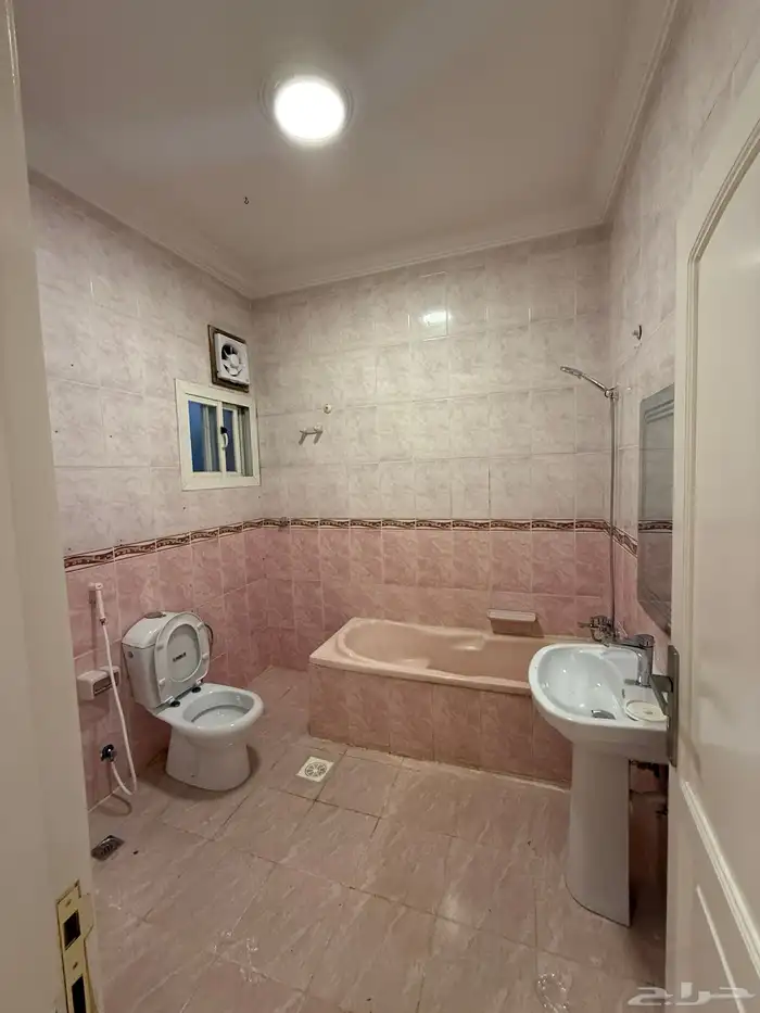 شقة للبيع بحي المروة 13