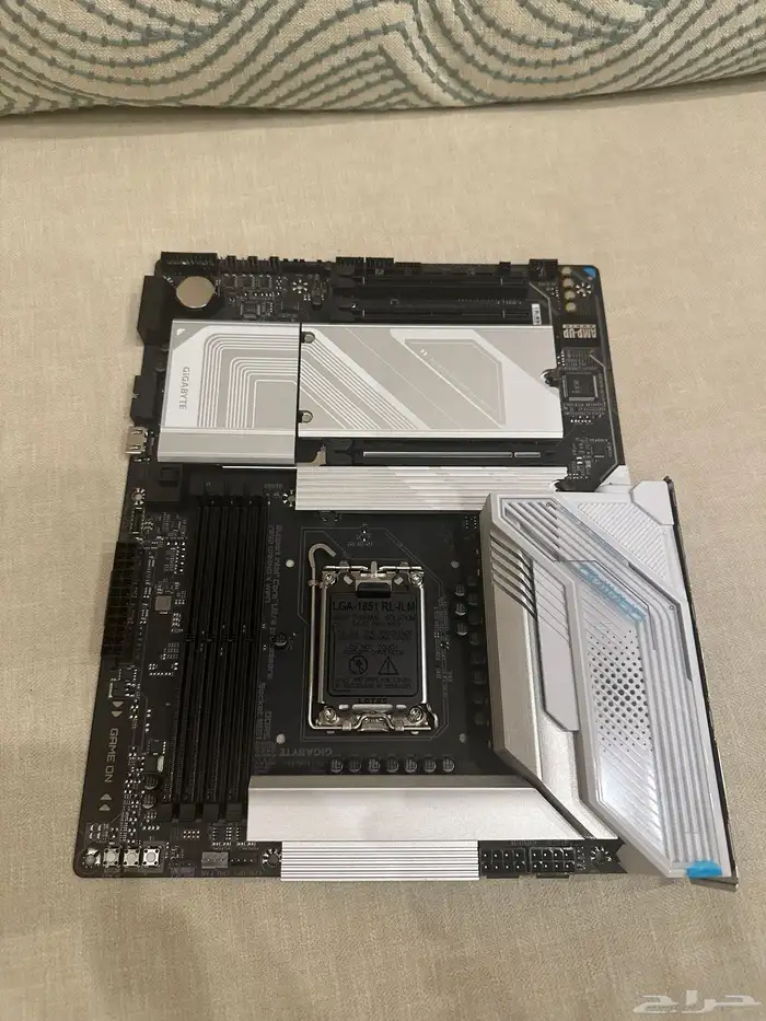 ماذربورد Z890 من GIGABYTE 2