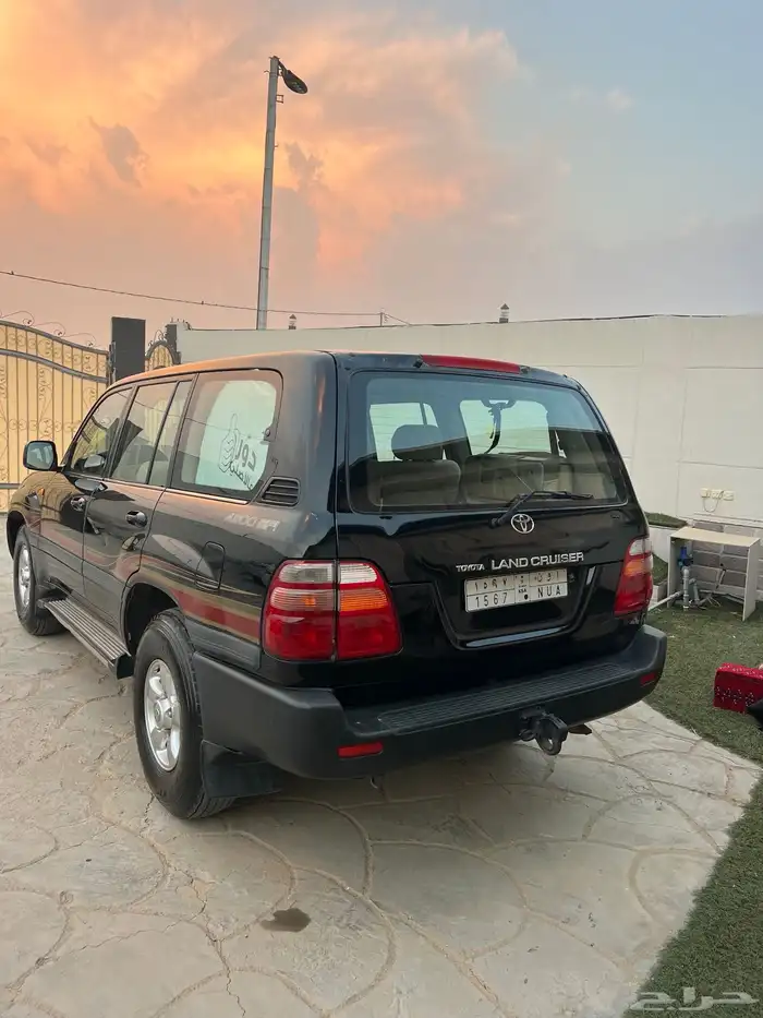 لاندكروزر صالون2001 3