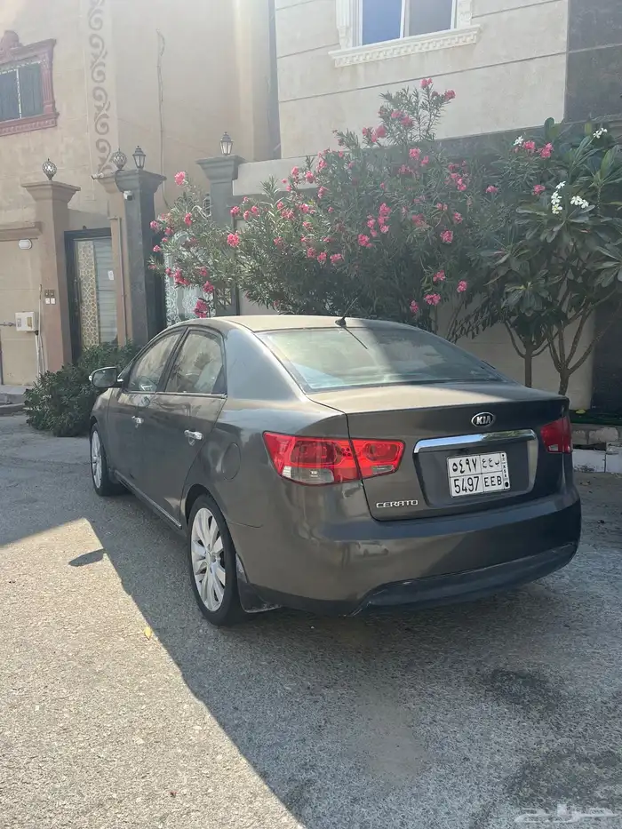 كيا سيراتو 2011 4