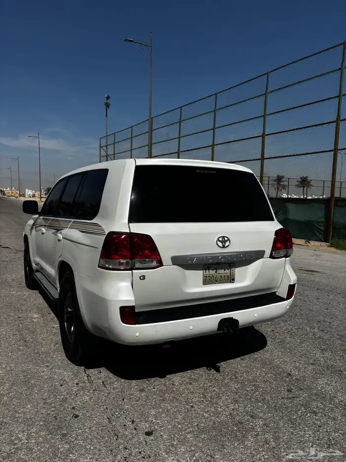 تيوتا لاندكروزر 4