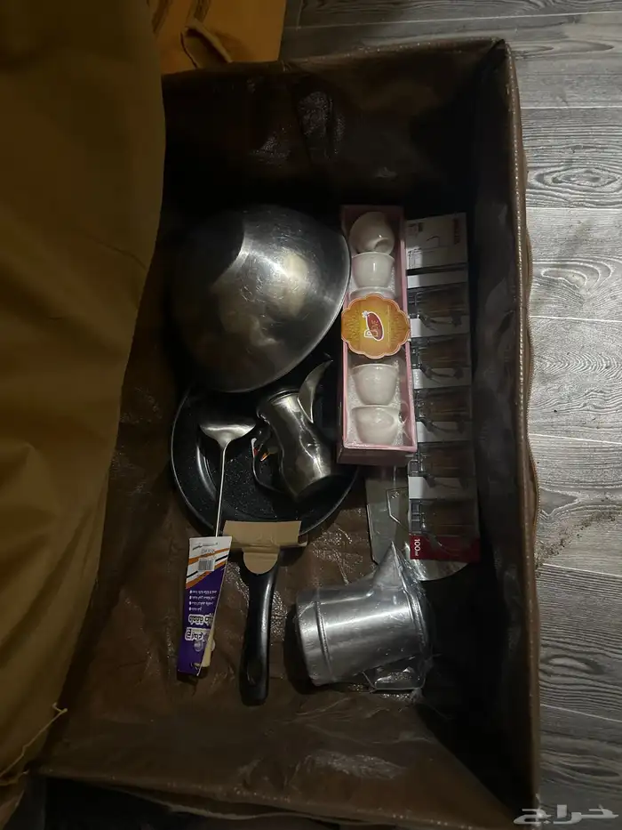 عزبه جديده ما استخدمتها كل شي موضح في الاعلان 1