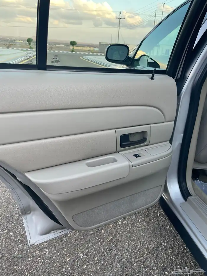 فورد فكتوريا 11 بودي ومحركات بلد 54