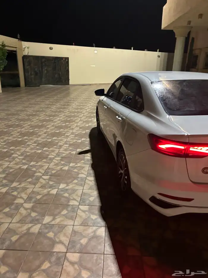 جيلي امجراند 2023 8