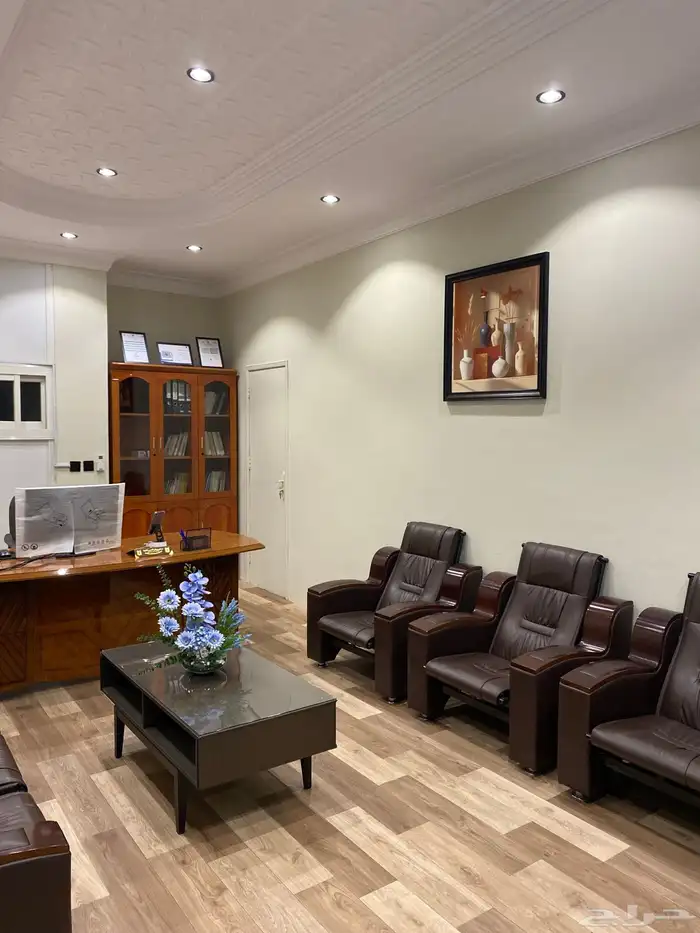 مكتب لتقبيل خميس مشيط 0