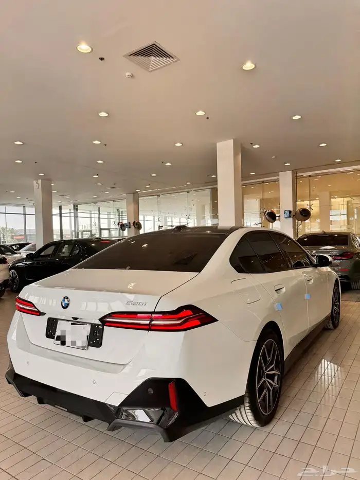 BMW 520 i M kit في حالة الوكالة 62