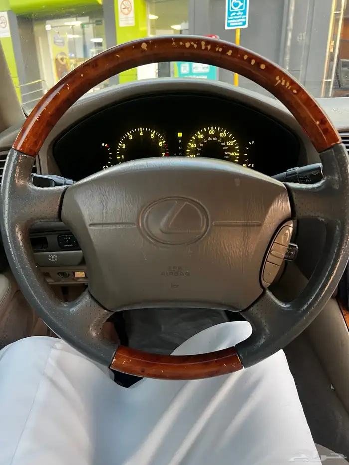 لكزس 400 اقبل بدل 13