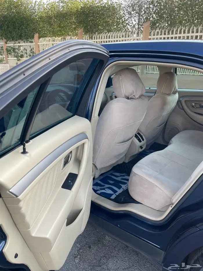 للبيع فورد تورس ستاندر موديل 2017 8