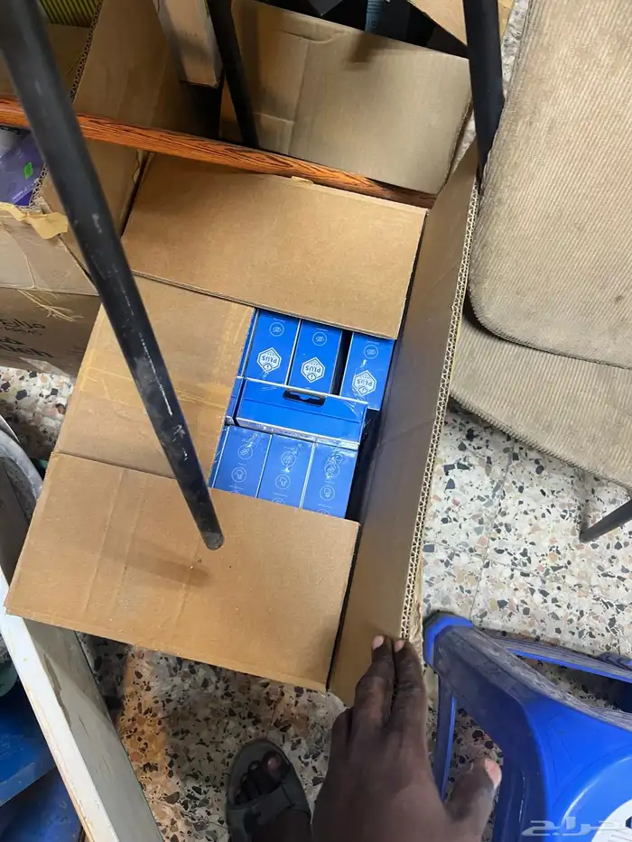 بضاعة عبارة عن ساعات راديو مكاين حلاقه وغيرها واكسسورات 2