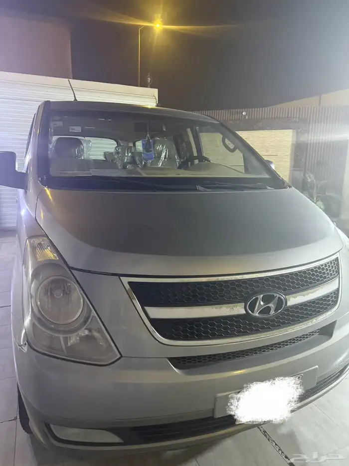 باص H1 هيونداي موديل 2016 للبيع قابل للتفاوض للصامل والجاد 2