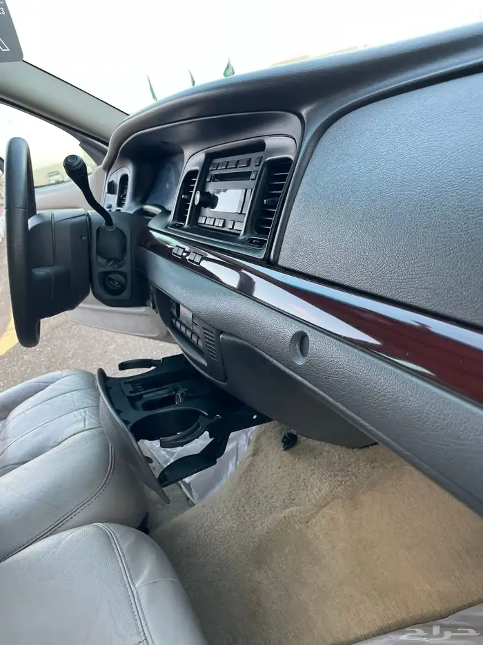 فورد فكتوريا 11 بودي ومحركات بلد 71