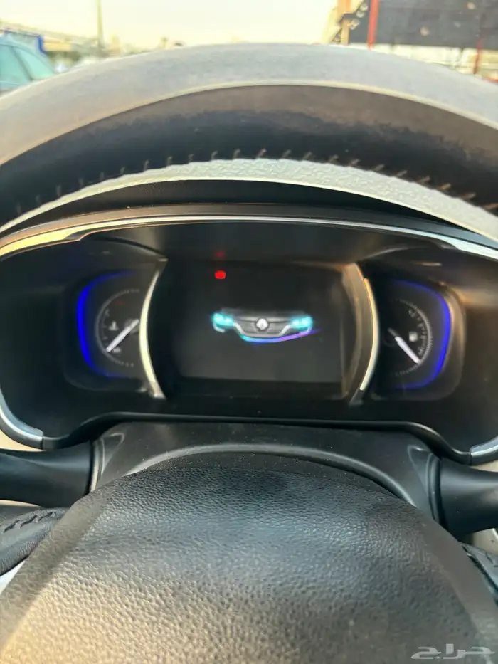 رينو تاليسمان 2017 11