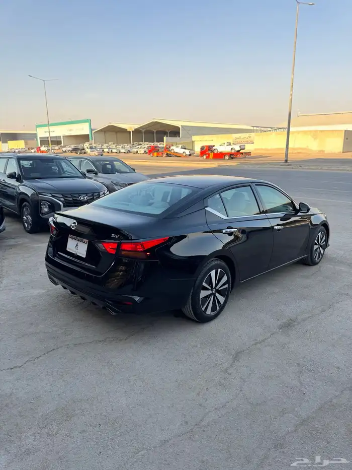 للبيع نيسان التيما 2022- نص فل بحالة الوكاله 3