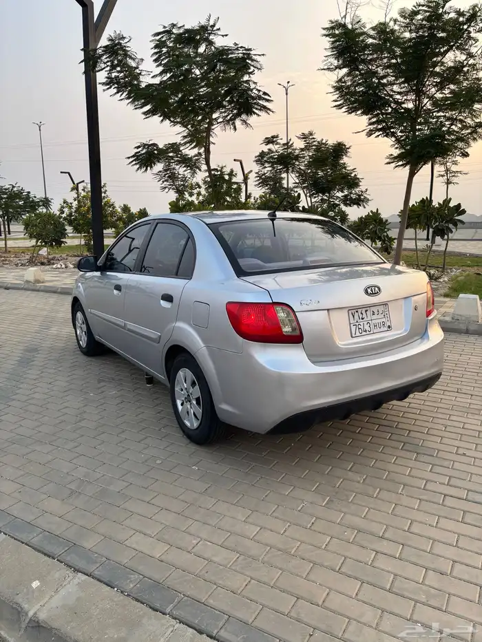 كيا ريو 2011 قير اتوماتيك 2