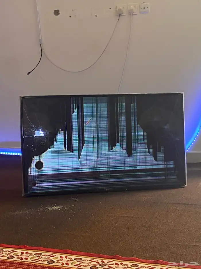 شاشه للبيع مكسوره 4