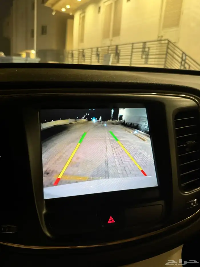 للبيع كرايزلر C200 موديل 2016 15