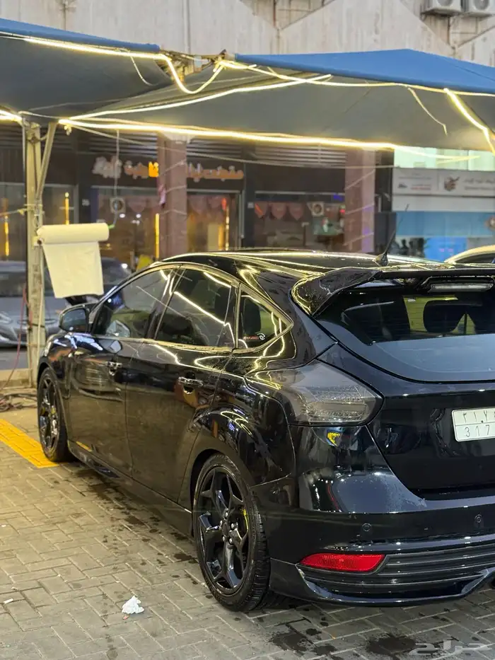 فورد فوكس اس تي ST 10