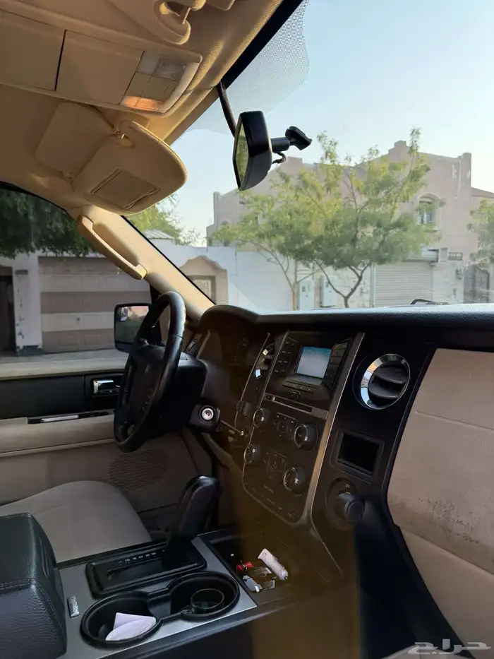 سيارة اكسبديشن فورد للبيع 2015 5