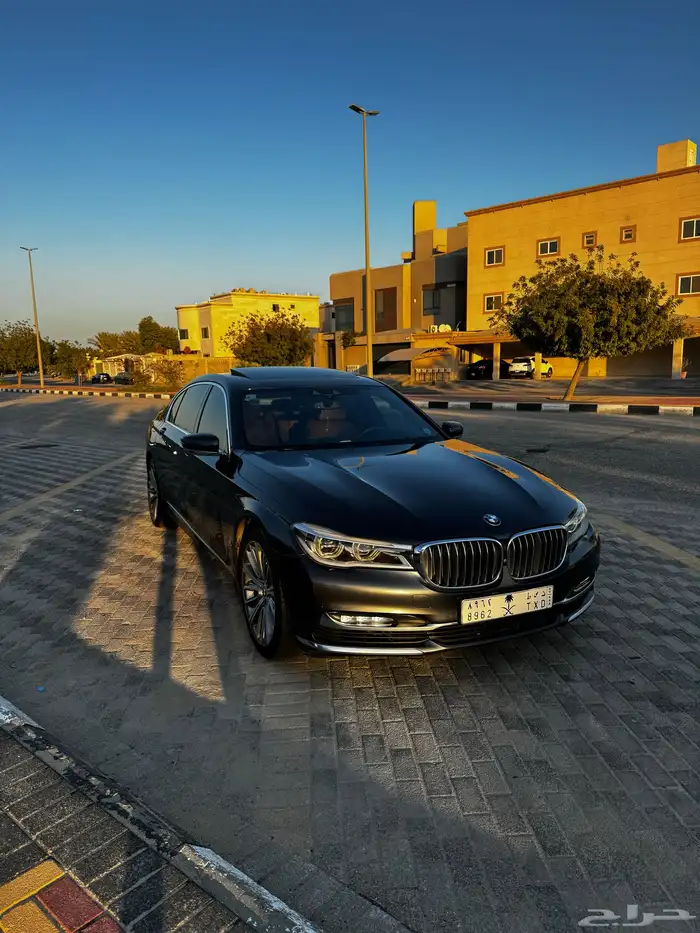 BMW 2019 740li 1