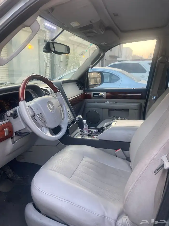 لينكون نيفيقيتر 4