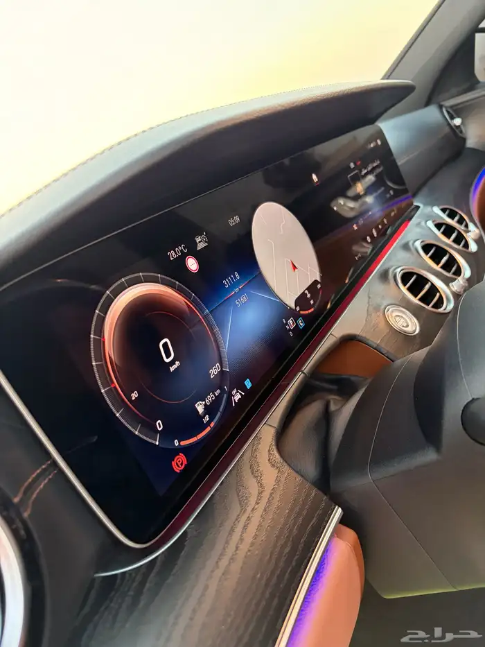 للبيع مرسيدس E300 AMGkit موديل 2022 بدي وكاله 33