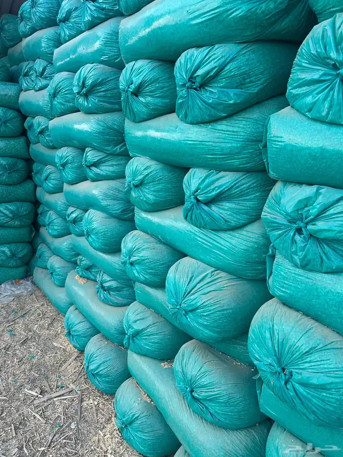 نشارة دواجن وخيل 0