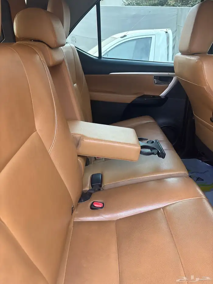 فورتشنر 2017 فل كامل ممشى 190 الف VX SR5 V6 السعر لقطة 14