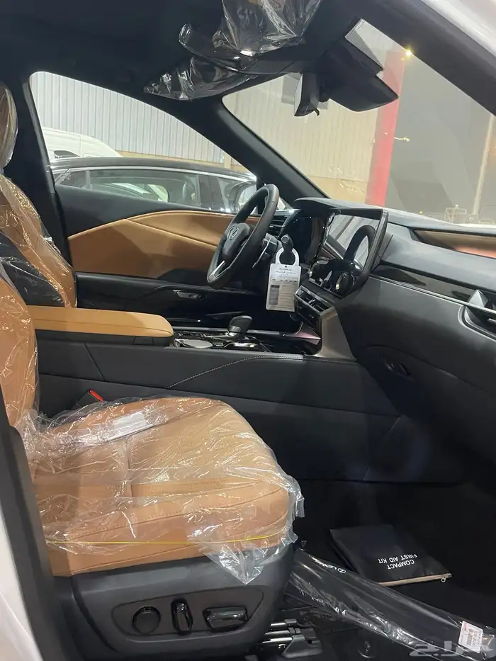لكزس RX 350 BB بنزين 2025 8