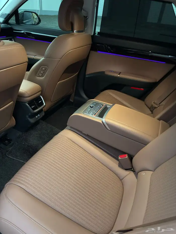 ازيرا كالجرافي 6 سلندر 9