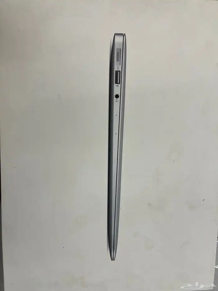 ماك بوك اير 13 انش 3