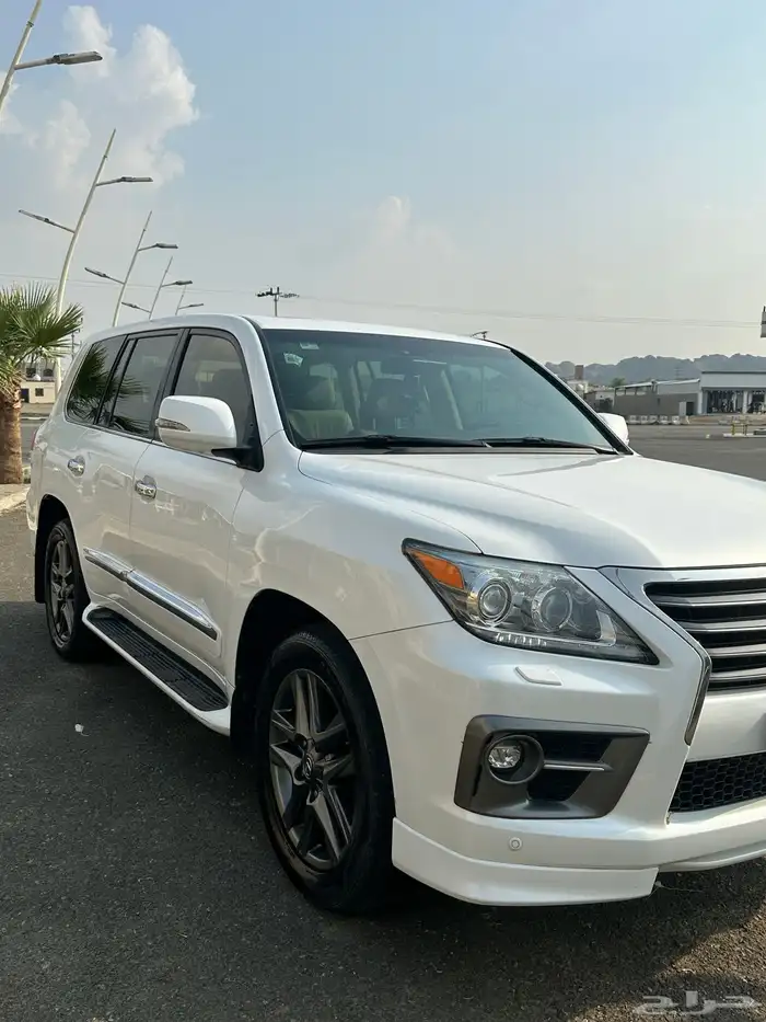 جيب لكزس 2015 بلد 8