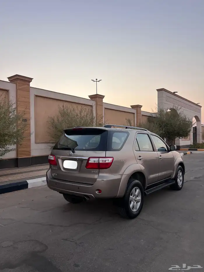 فورتشنر 6 سرندل 2011 3