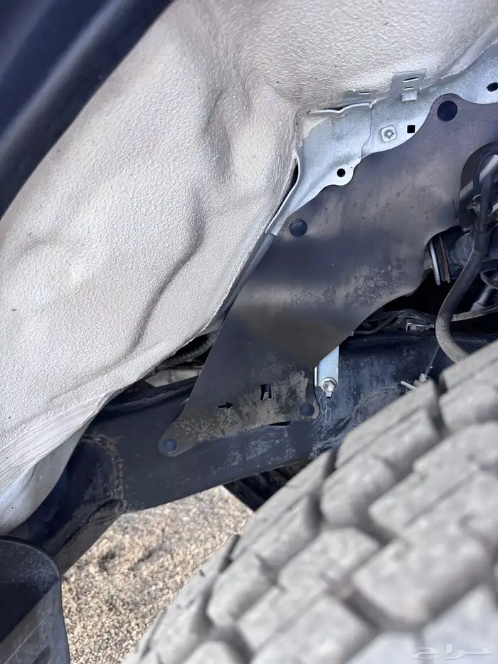 هايلوكس ( مخزن بريمي ) 48