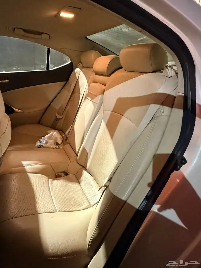 لكزس IS300 فل رادار 2009 12