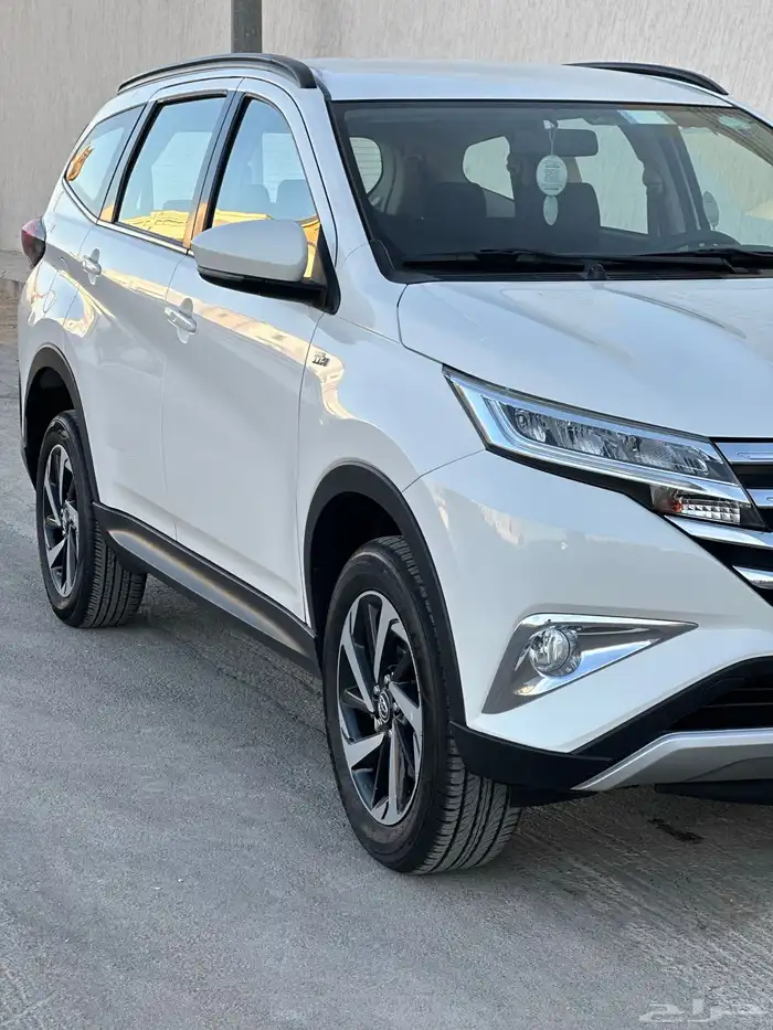 تويوتا راش سعودي العداد 22 الف فقط 2023 8