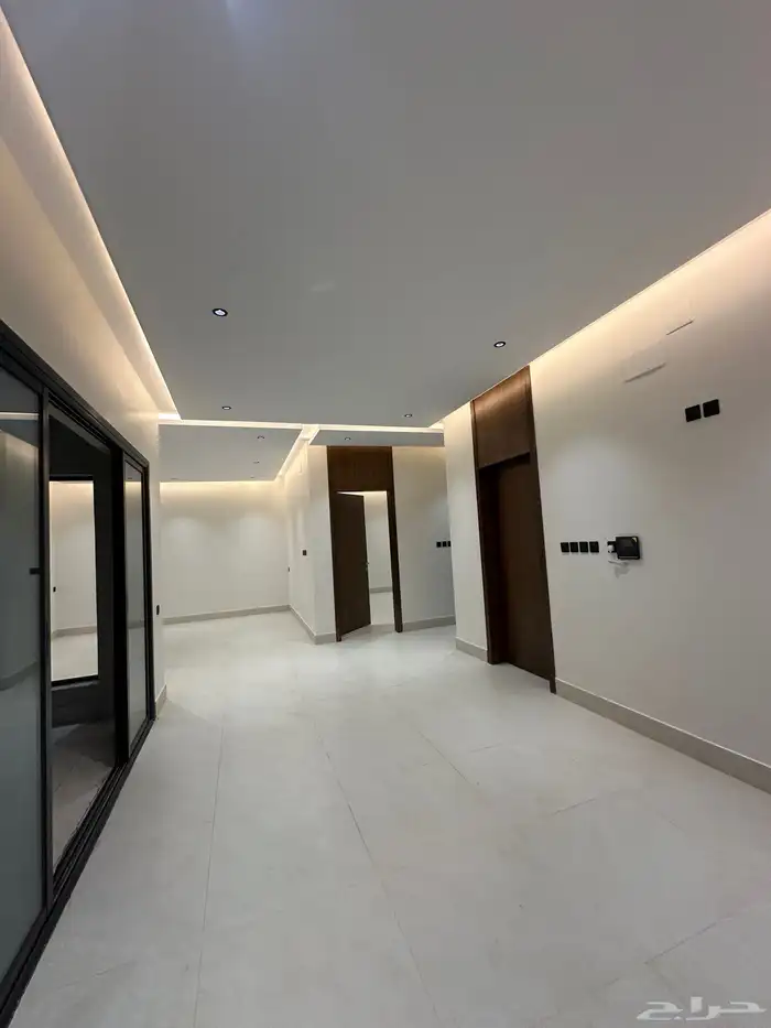 للبيع شقق بمدخل مستقل بحى حسام خميس مشيط 9