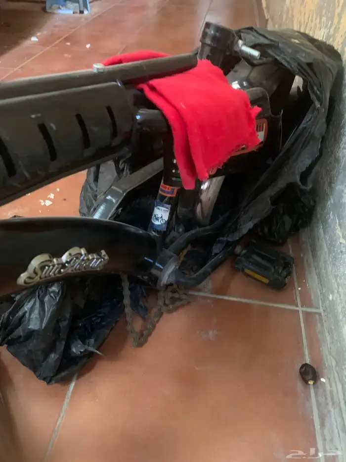 بدي إندونيسي اسود على السوم 4