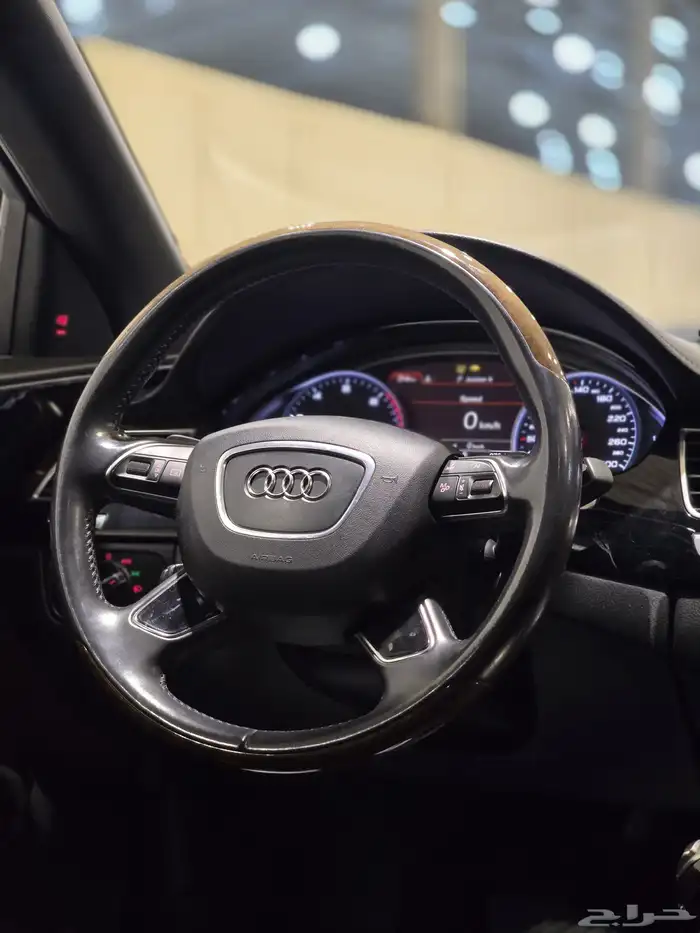 اودي A8-L موديل 2016 بحاله ممتازه 16