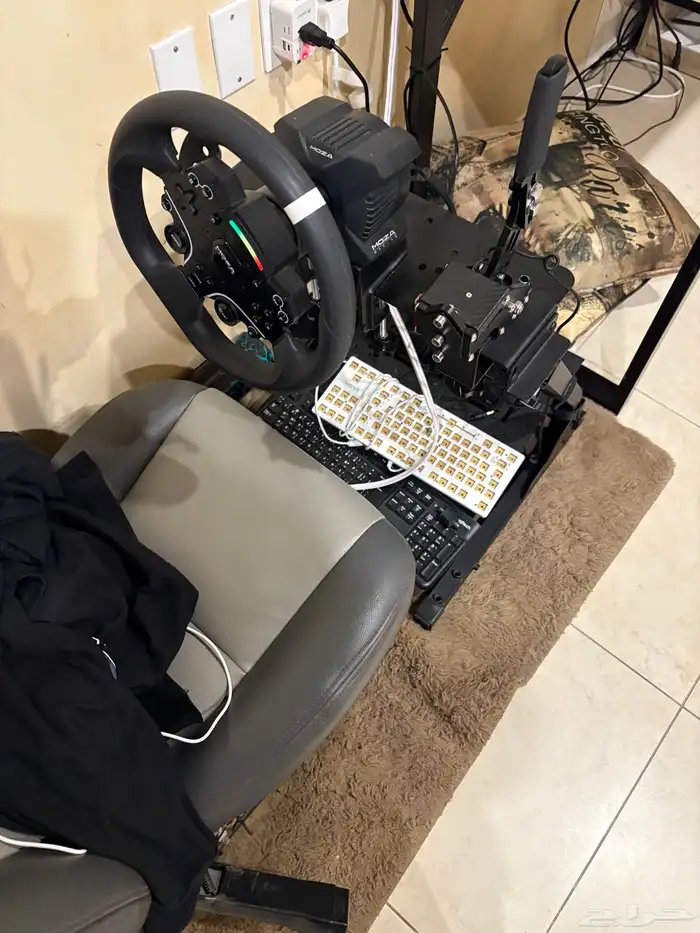 سلام عليكم دركسون moza r 3 مع القاعده و الكرسي 0