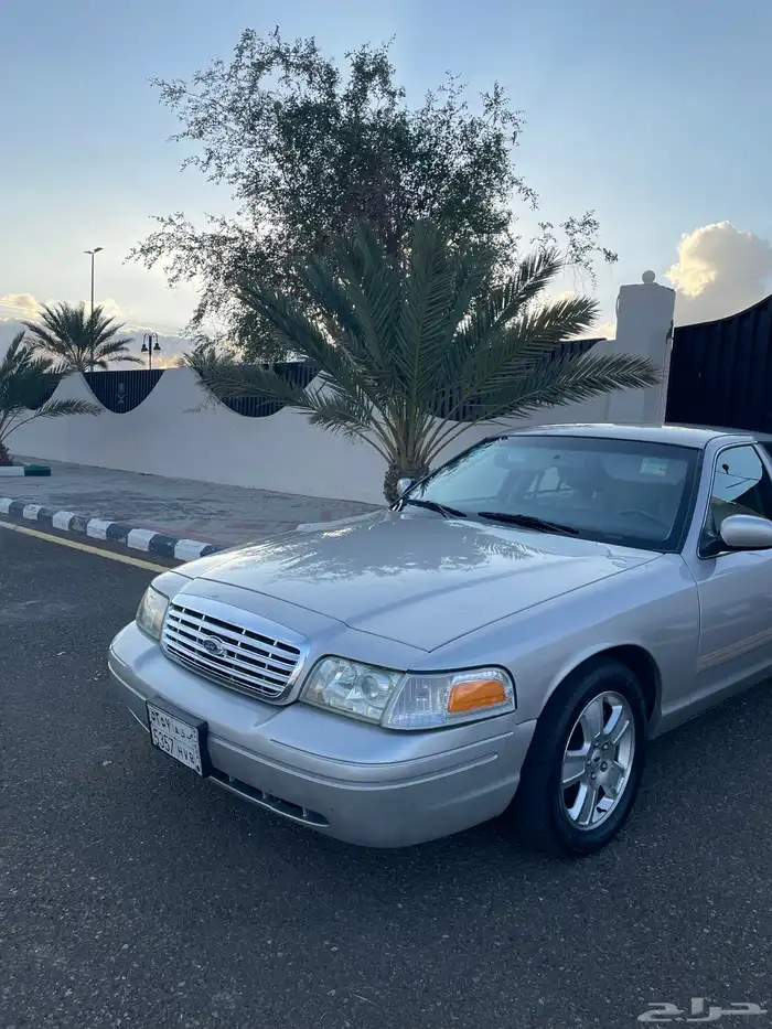 فورد فكتوريا 11 بودي ومحركات بلد 43