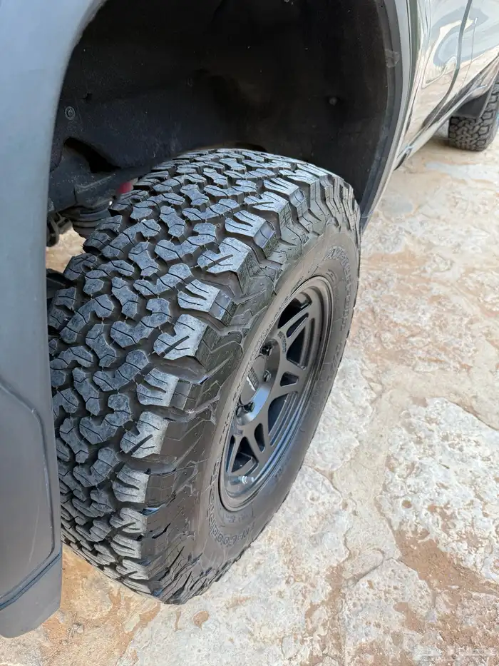 سييرا AT4 نظيف رمادي 59