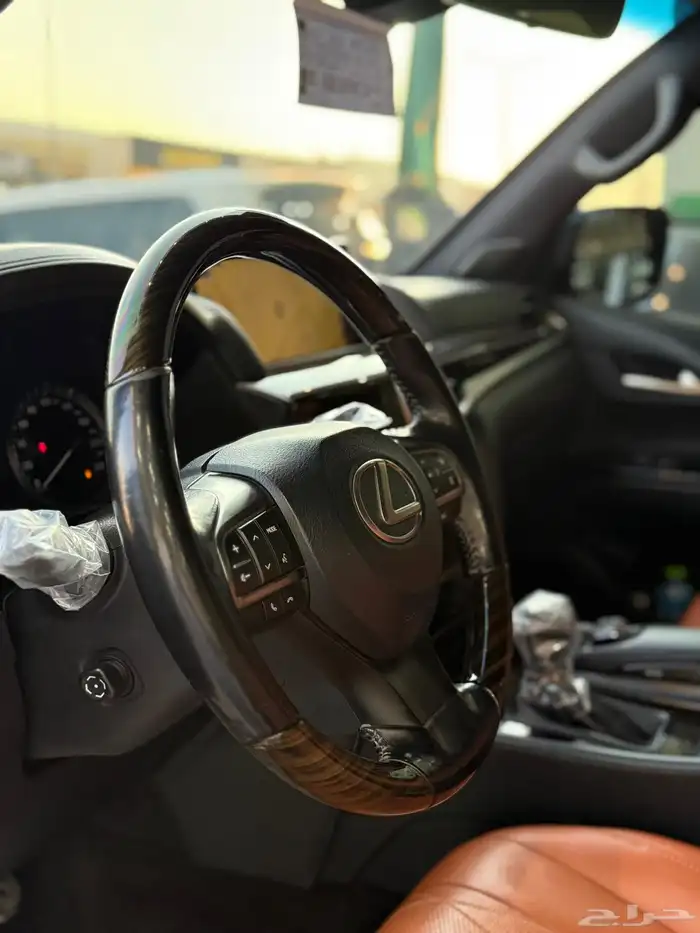 لكزس - 2019 - LX570 - فل كامل 9