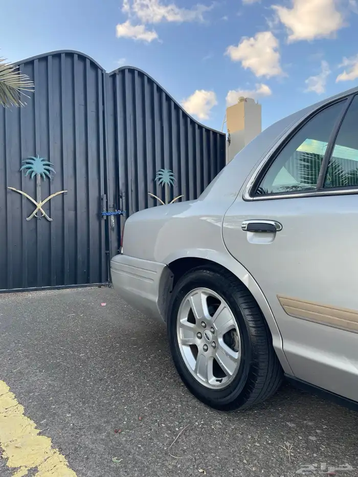 فورد فكتوريا 11 بودي ومحركات بلد 22