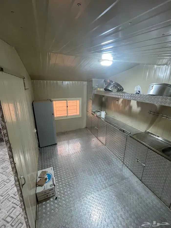 غرفه عريعره نضيفه جدا 9