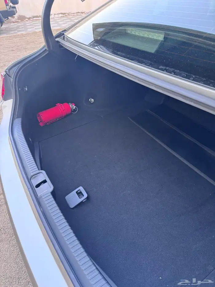 لكزز ( 350 شبه الاصفار ) 82