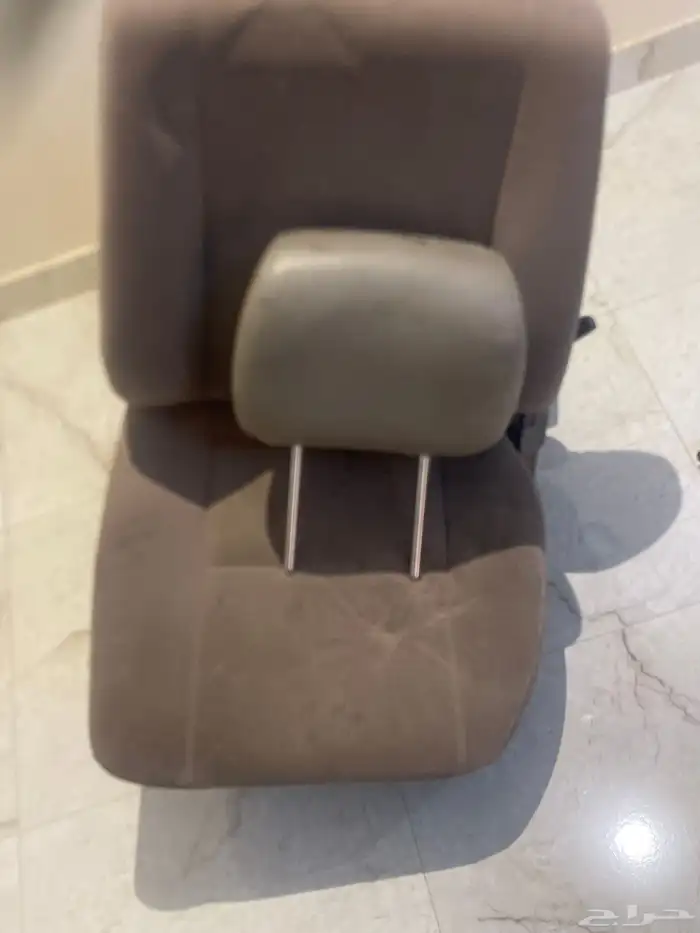 قطع غيار جيب ربع كامله تويوتا ( حتى حزام الأمان موجود ) 10