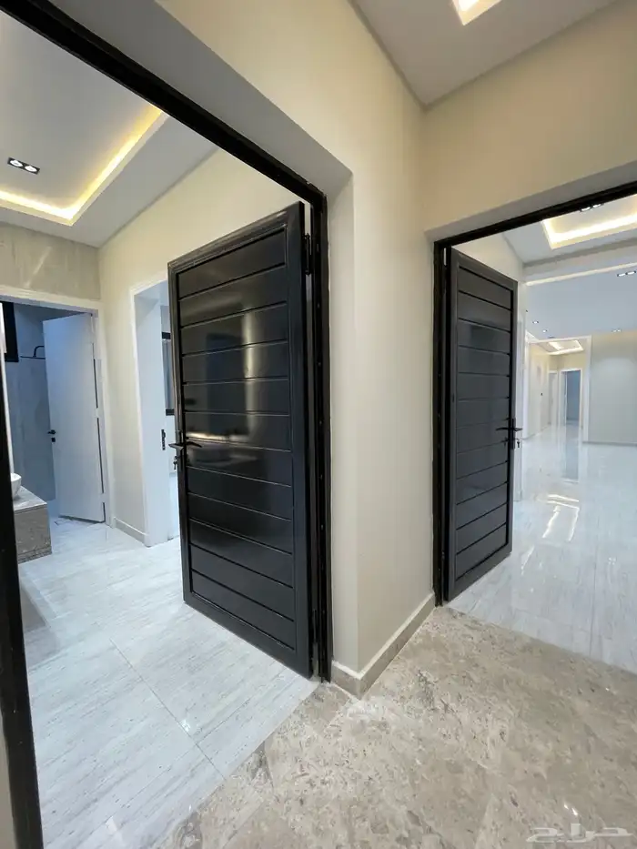 للبيع فيلا روف دورثانى مع ملحق من 770 الف مقابل نادى ضمك 7