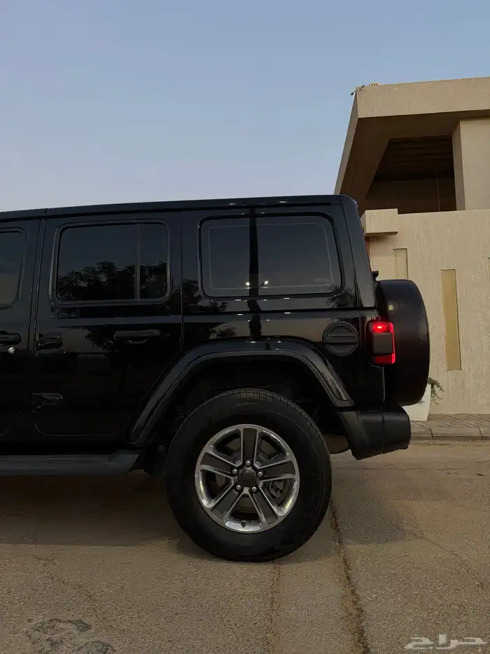 جييب رانجلر صحارى 2021 ( نظييف) V6 4