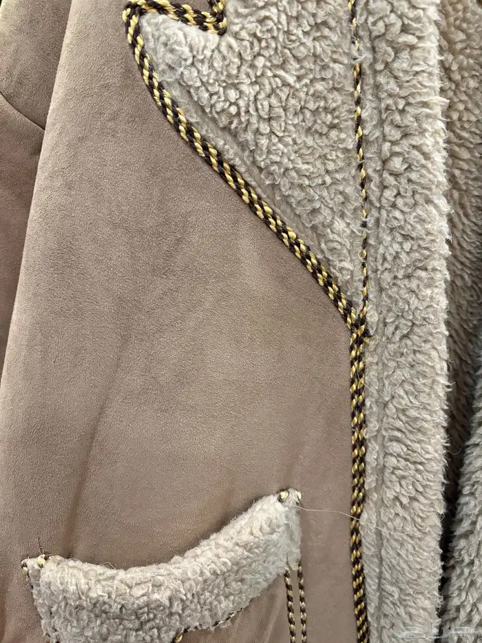 فروة نسائية سورية 18عام 2