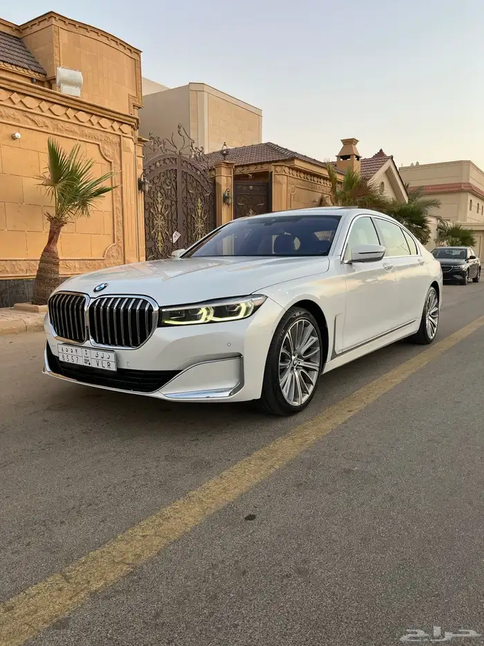 بي ام دبليو 730 2020 4